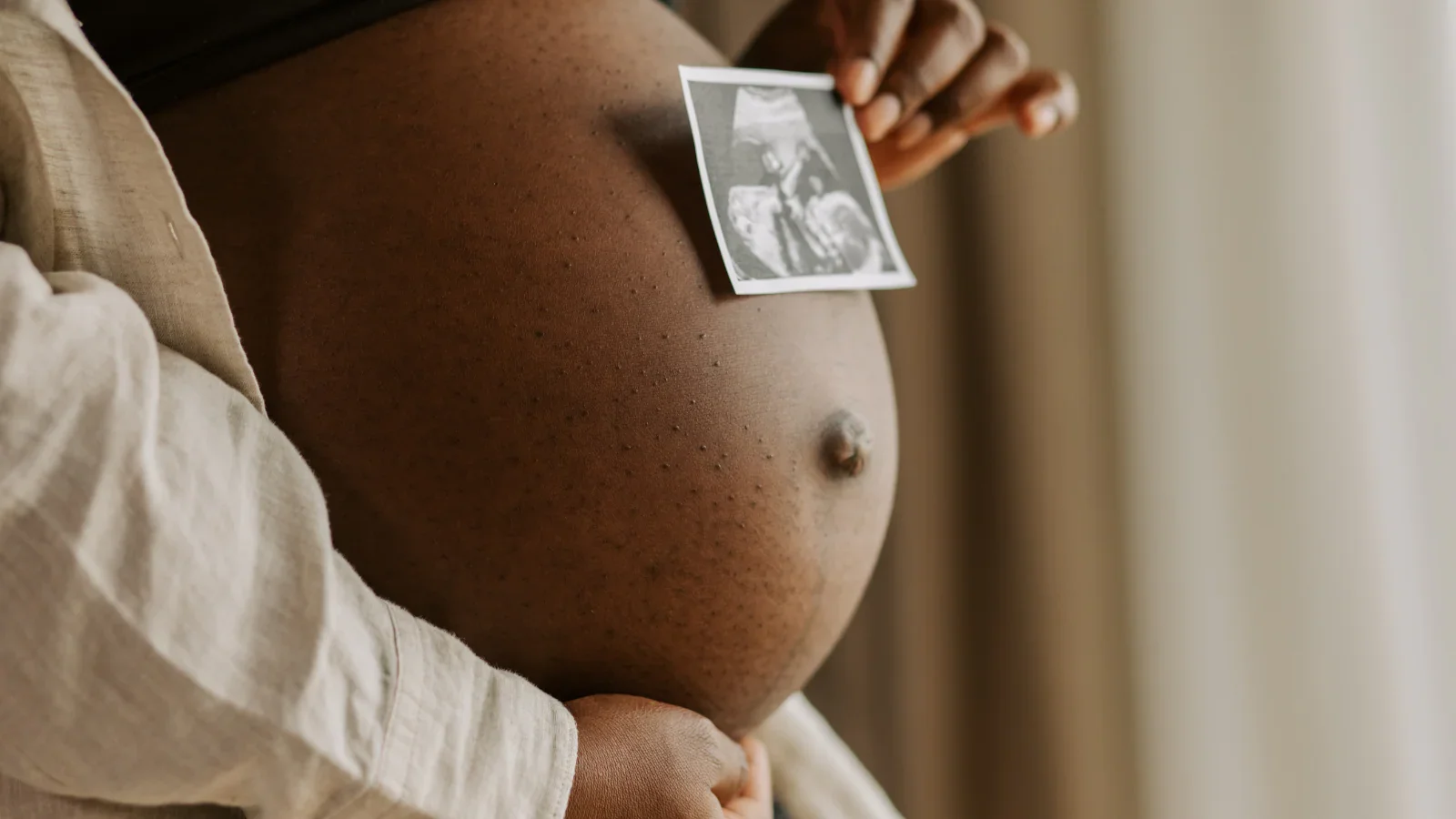 Whole Food Prenatals vs. Traditional Prenatal Vitamins: Which Is Better?